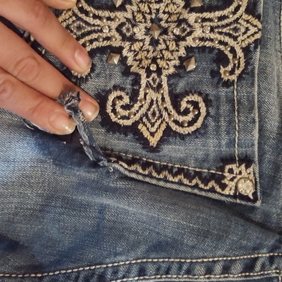 Miss Me Jeans - Picture 9 of 12